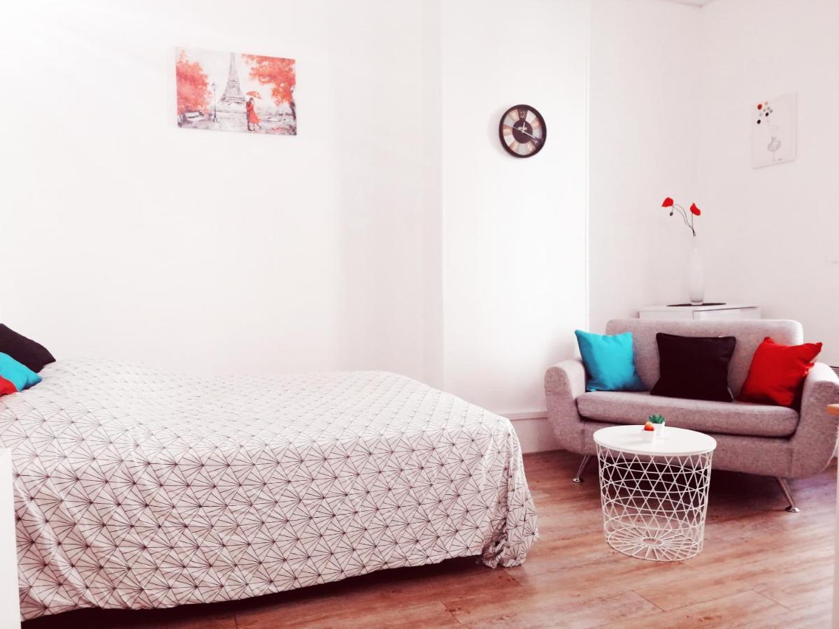 Studio dans un quartier résidentiel à Montrouge avec le métro à 2 min Exterior foto
